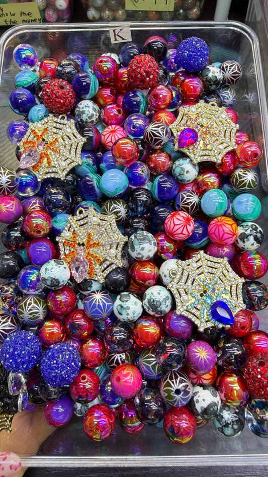 7.15 FANCY MIX BEADS:K(spiders lair)