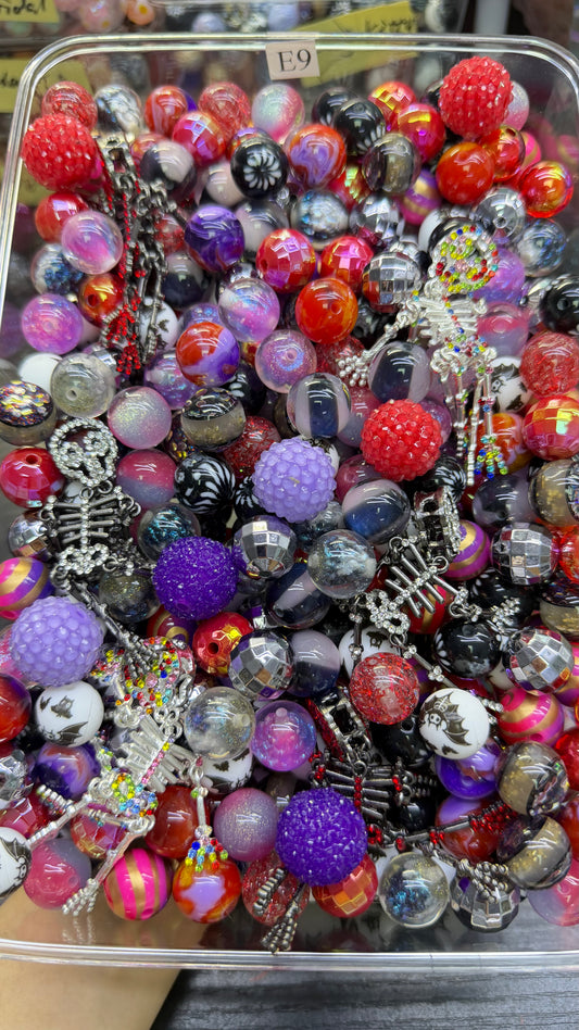 7.16 FANCY MIX BEADS:E9(no bones about it)
