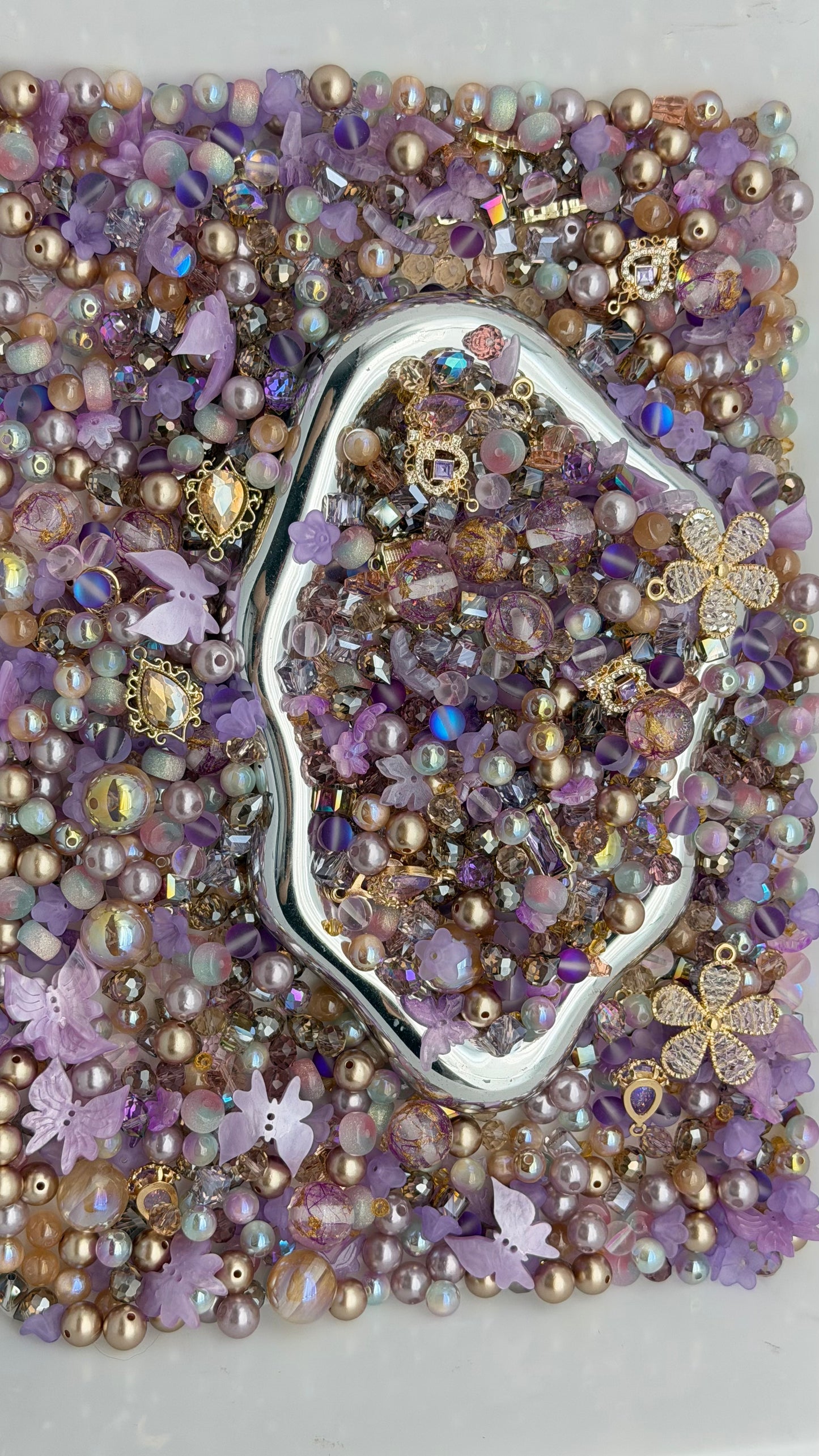 7.17 PHONE CHAIN MIX BEADS: L8