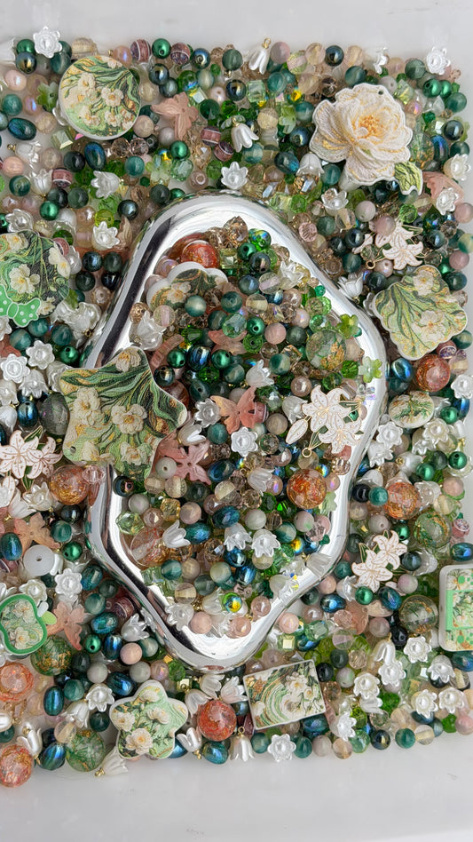 7.17 PHONE CHAIN MIX BEADS:J3