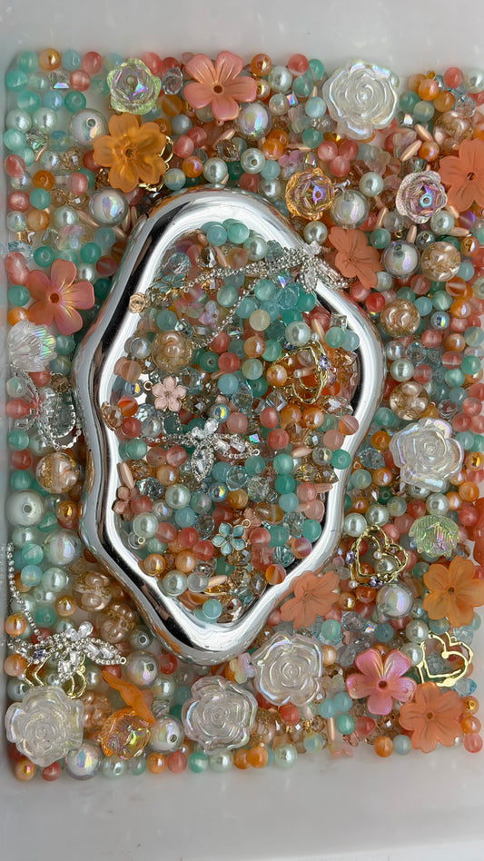 7.19 PHONE CHAIN MIX BEADS:N6