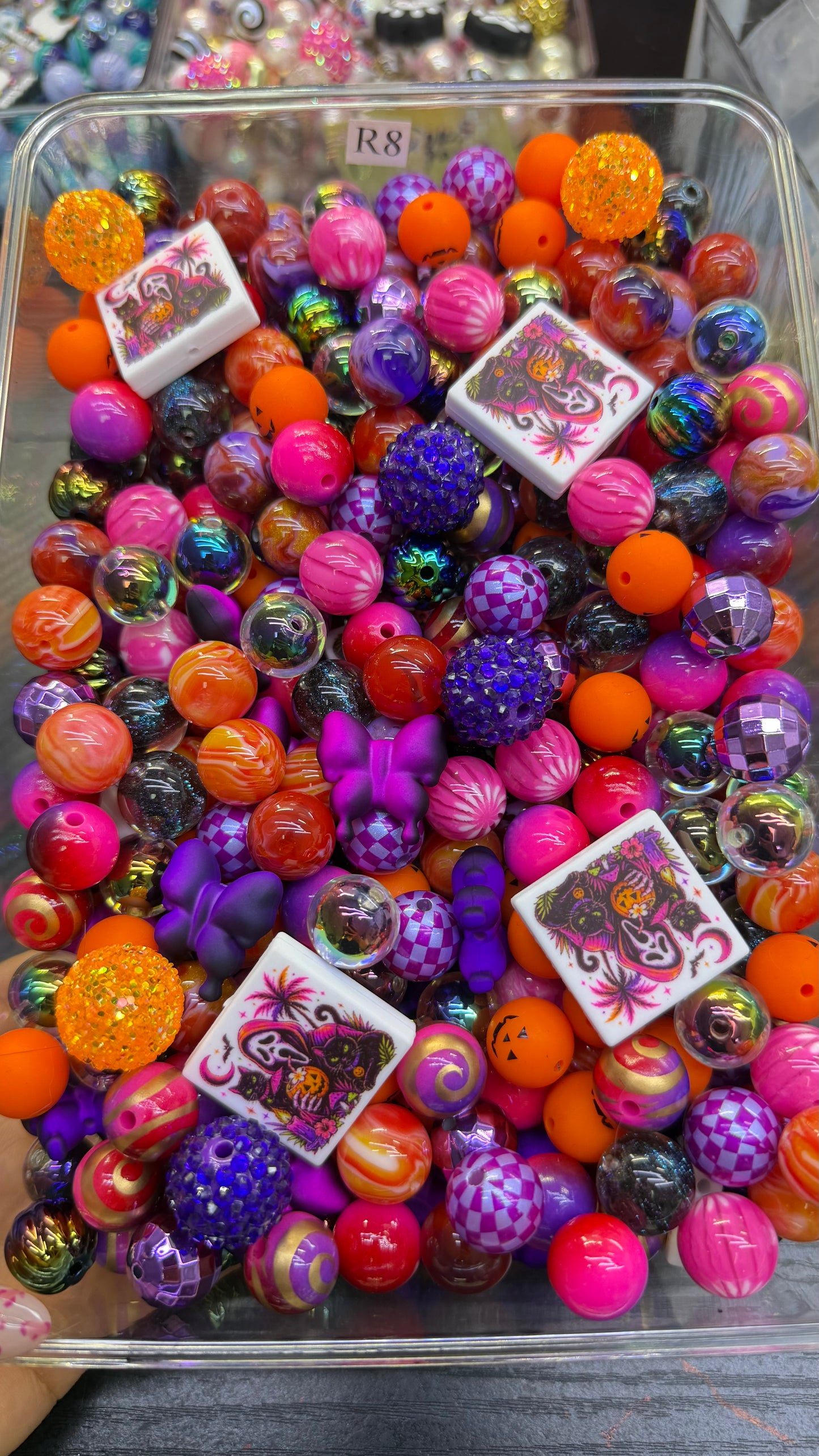 7.22 FOCAL MIX BEADS:R8