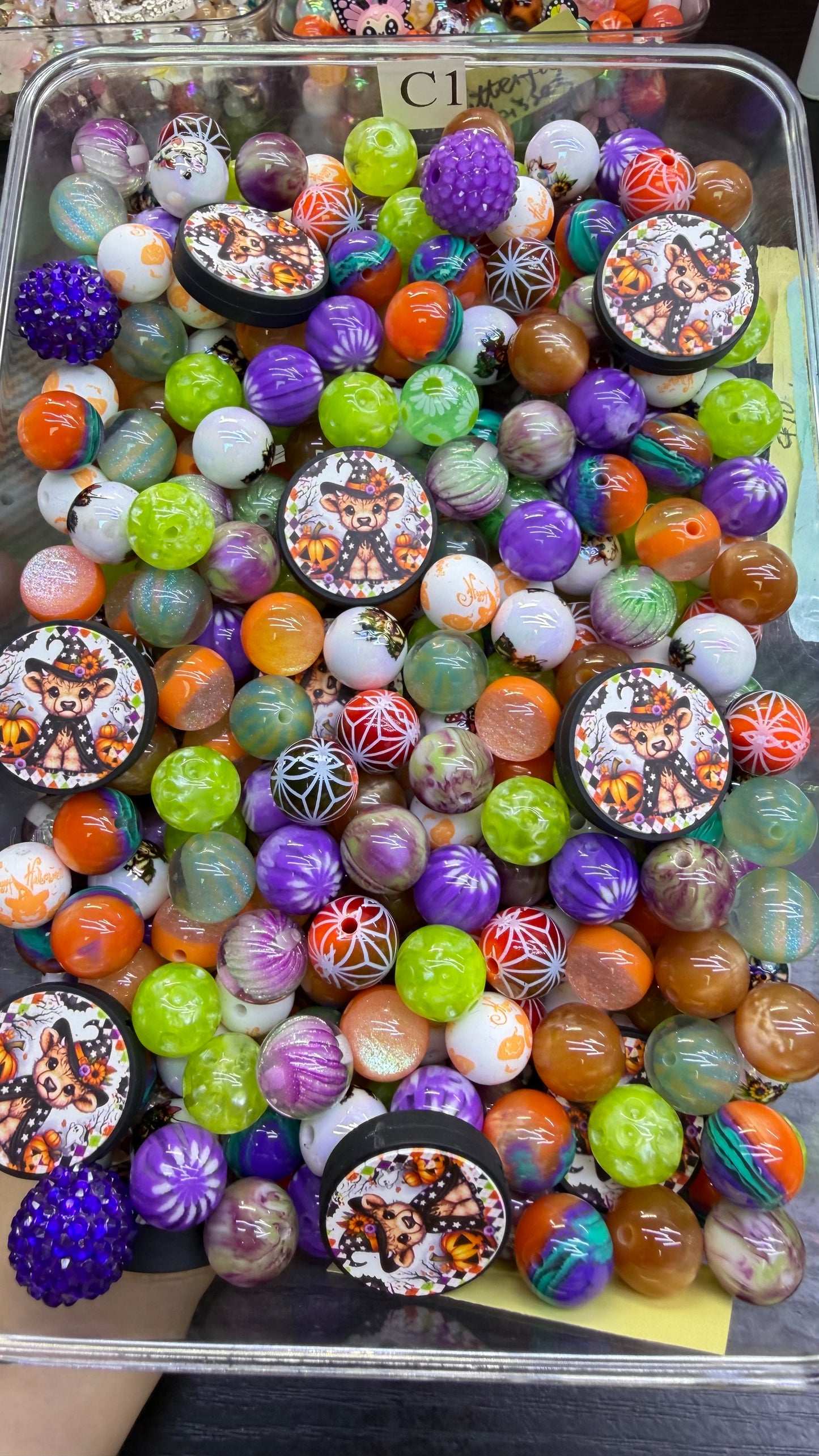 7.24 FOCAL MIX BEADS:C1(witchy moo)