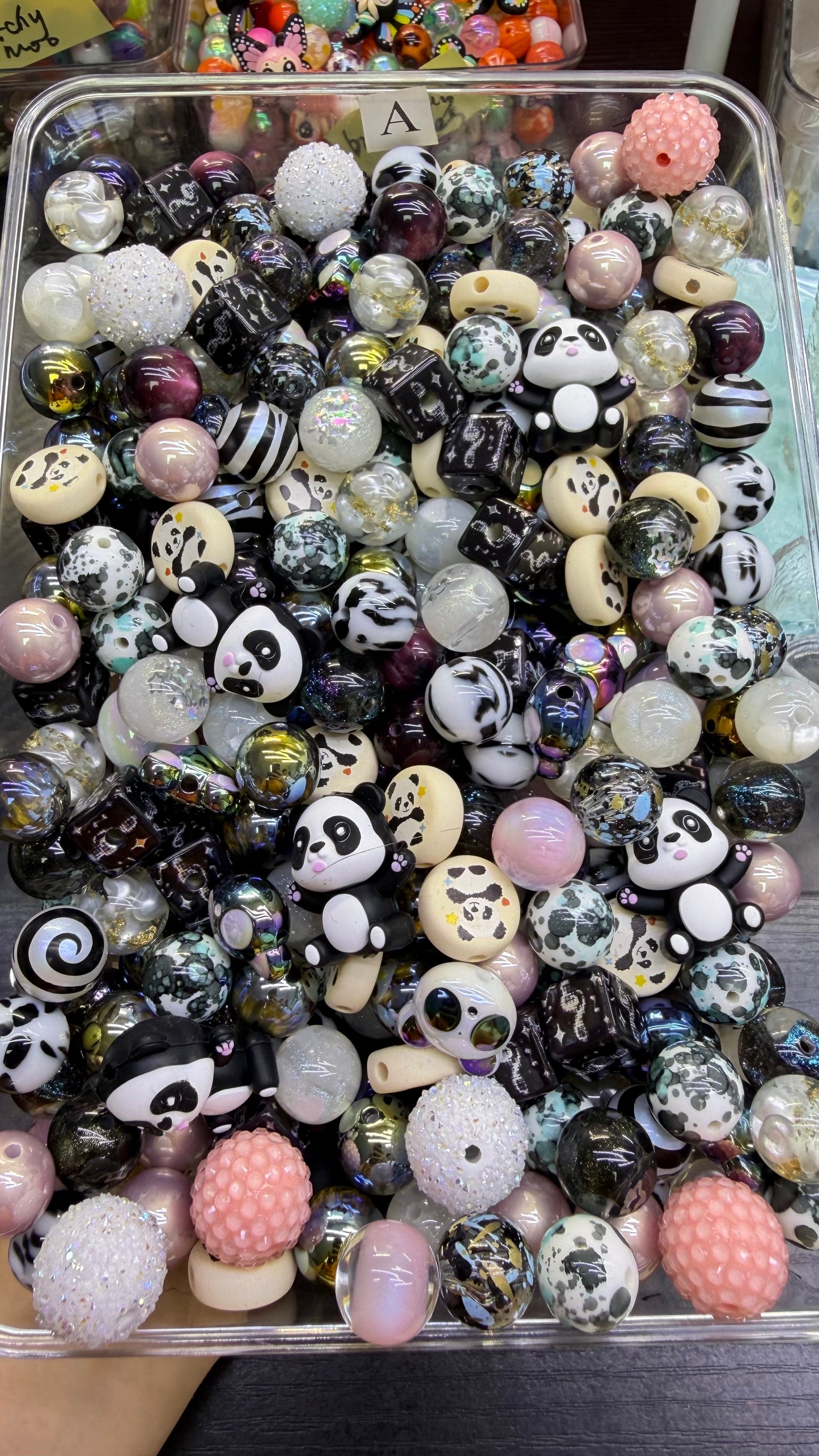 7.24 FOCAL MIX BEADS:A(lucky panda)