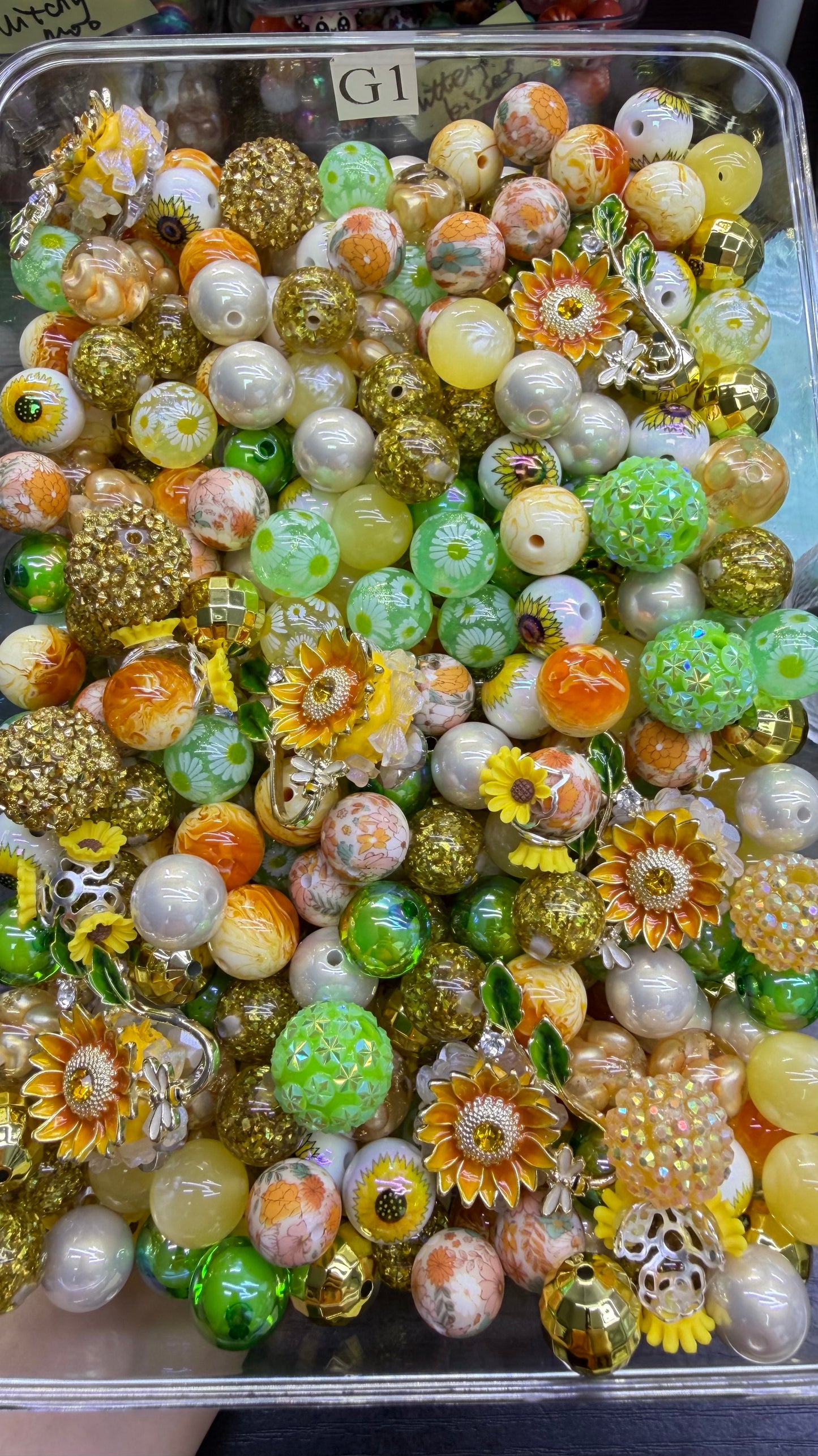 7.24 FANCY MIX BEADS:G1(sunny days)
