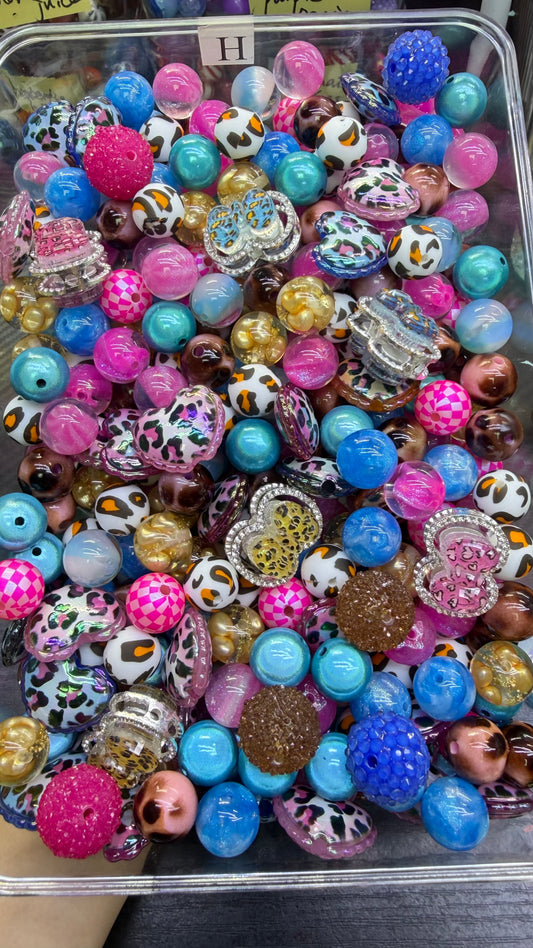7.25 FANCY MIX BEADS:H(leopard hotness)
