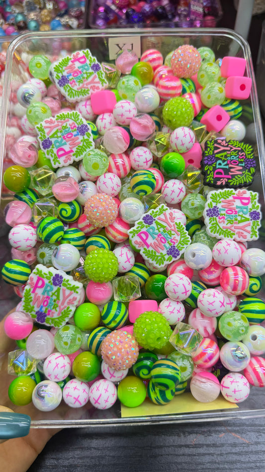 7.30 FOCAL MIX BEADS:X1(prayer worries)