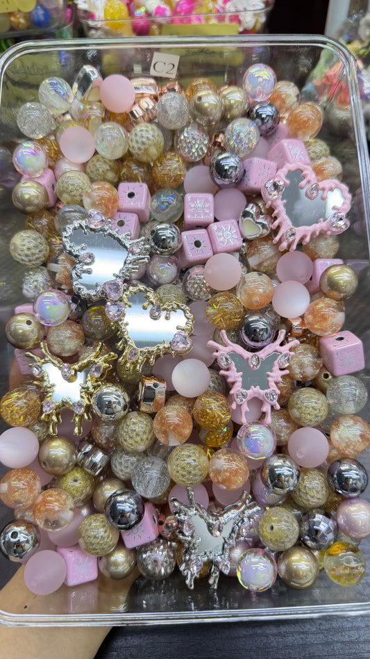 8.5 FANCY MIX BEADS:C2 (mirrored love)