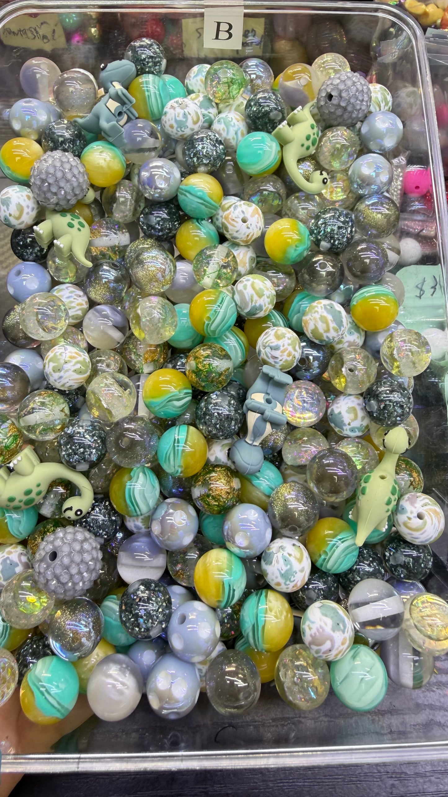 8.9 FOCAL MIX BEADS:B(jurassic play)