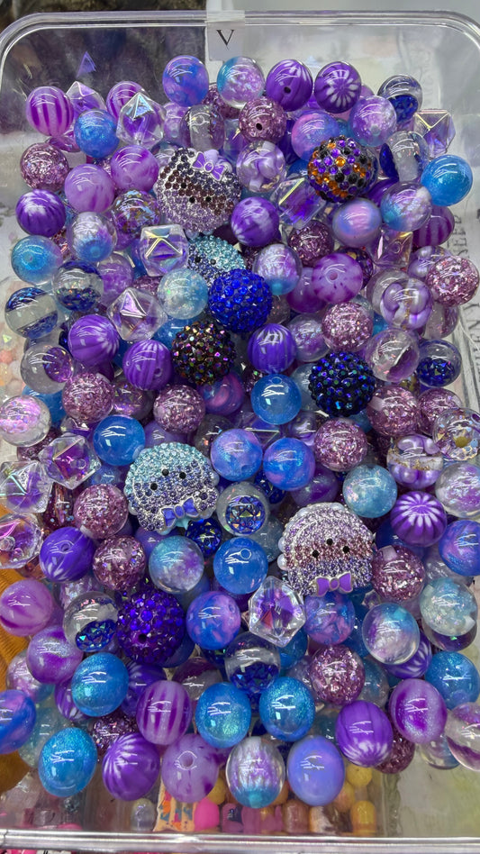 8.13 FANCY MIX BEADS:V（puppy love）