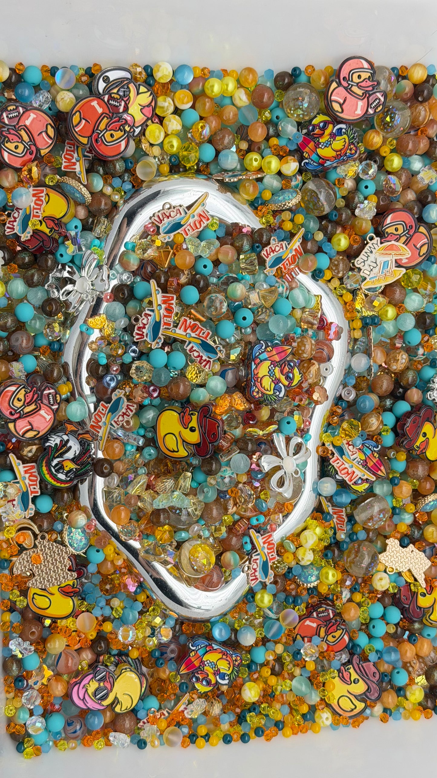 8.14 PHONE CHAIN MIX BEADS:duck duck duck