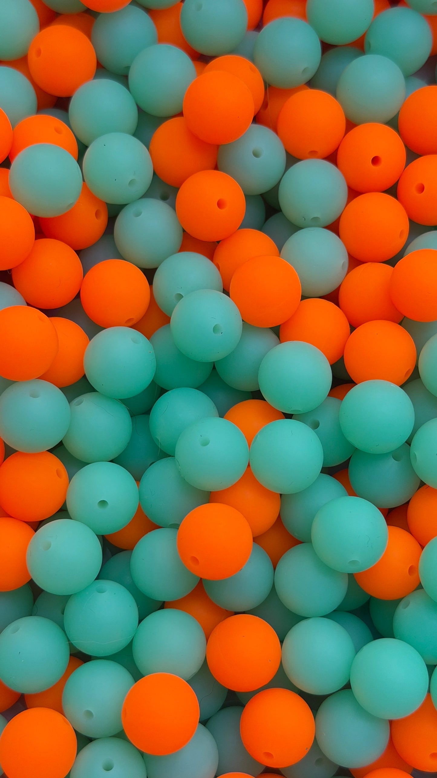 8.27 Silicone Mix beads