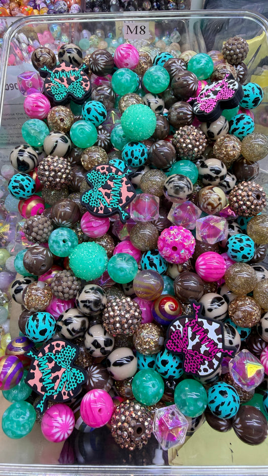 8.29 FOCAL MIX BEADS:R congar mama
