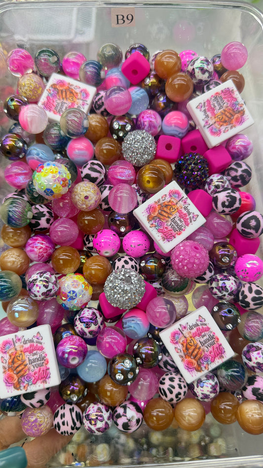 8.30 FOCAL MIX BEADS:A1 busy handing shit