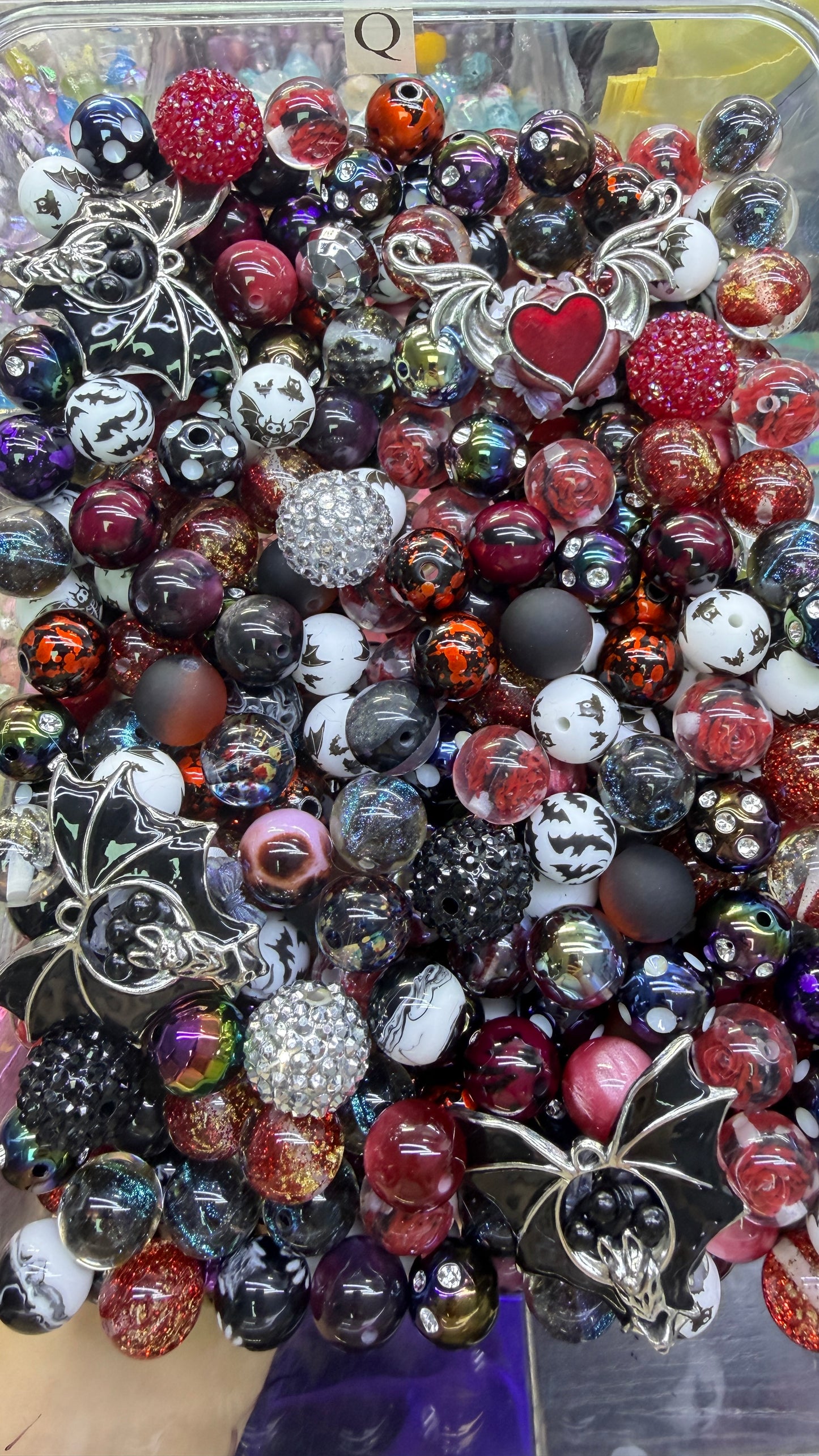 9.2 FANCY MIX BEADS:V1 spooky wings