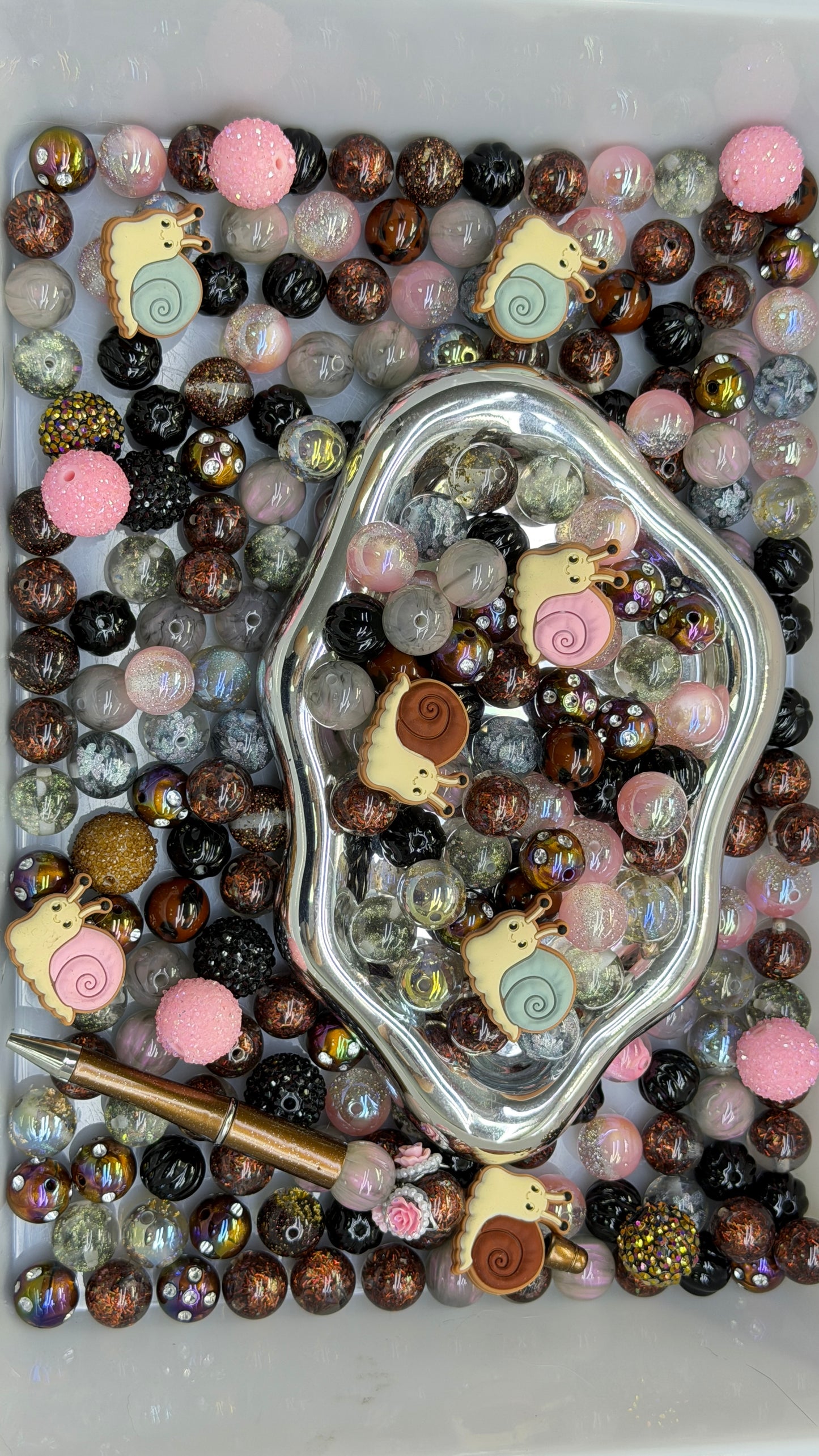 9.6 FOCAL MIX BEADS:Snail