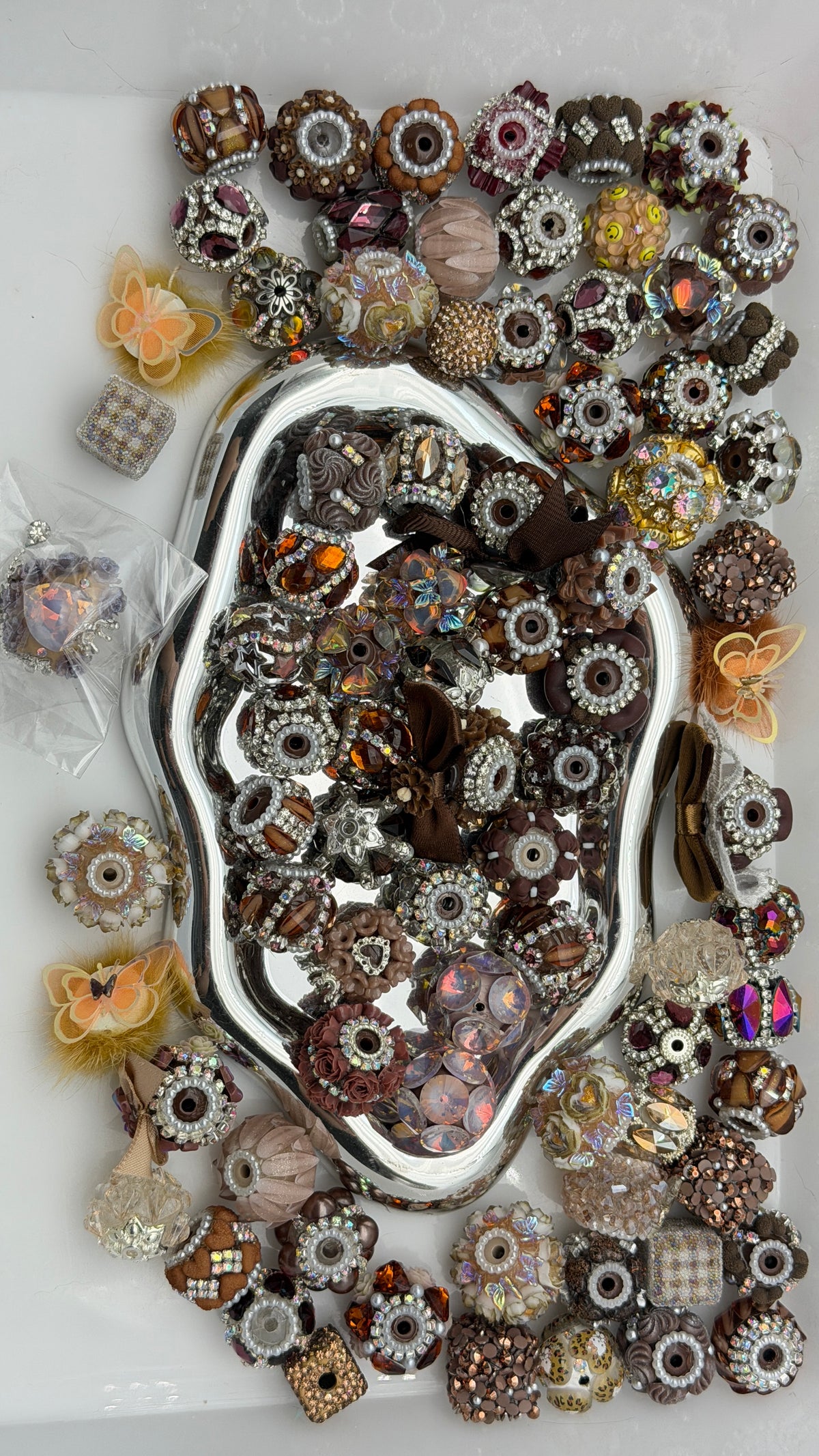 9.13 fancy beads mix promotion