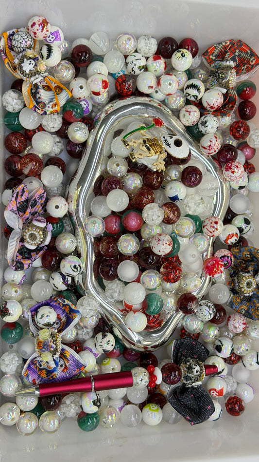 9.9 FANCY MIX BEADS:ghost