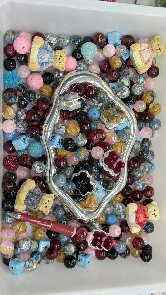 9.13 FANCY MIX BEADS:bear