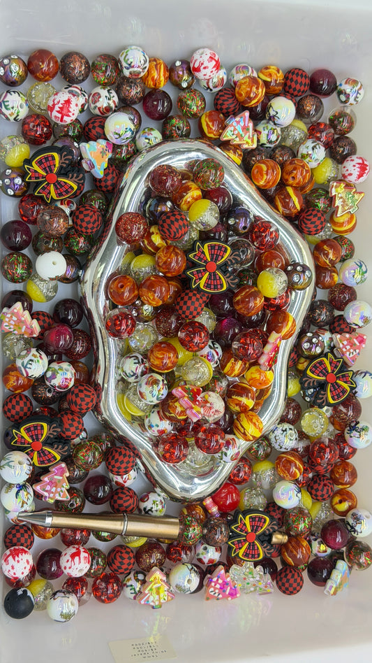 9.19 FOCAL MIX BEADS:reindeer