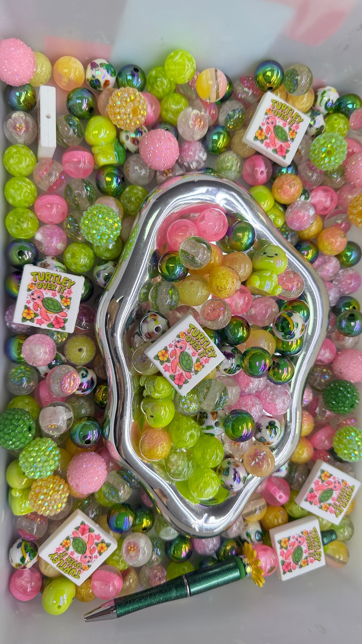 10.6 FOCAL MIX BEADS:turtley
