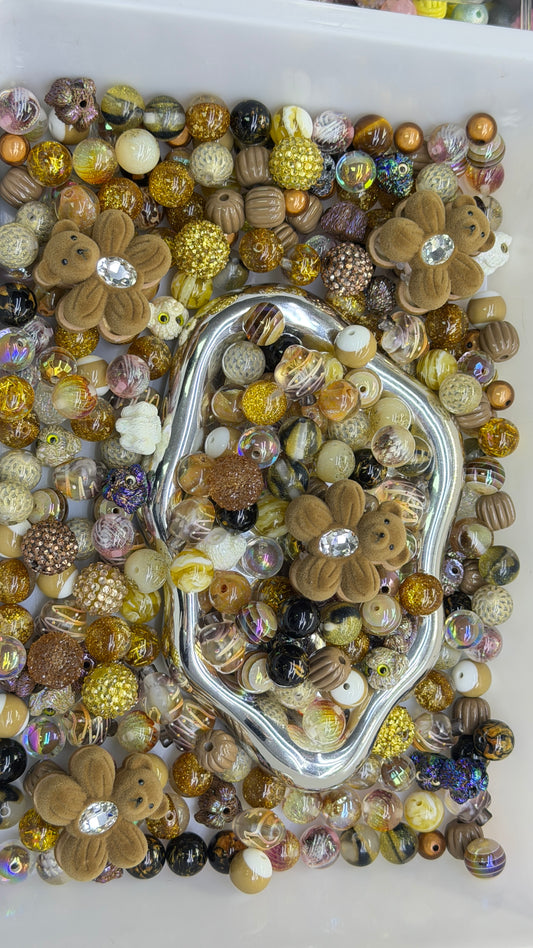 9.28 FANCY MIX BEADS:golden graham
