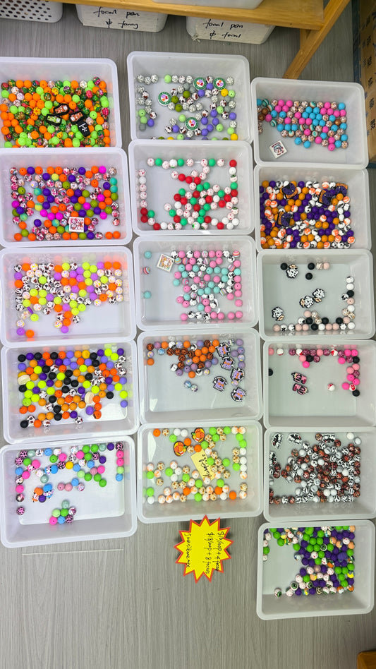 9.28  Halloween promation Silicone Mix beads