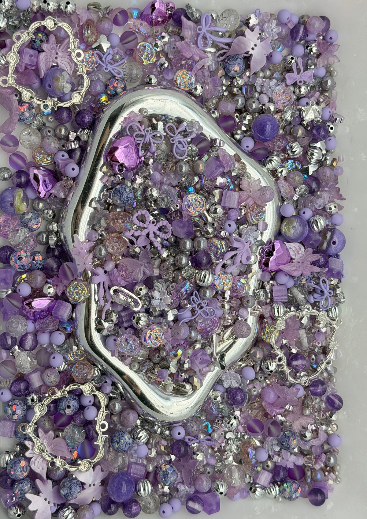 10.9 PHONE CHAIN MIX BEADS:purple