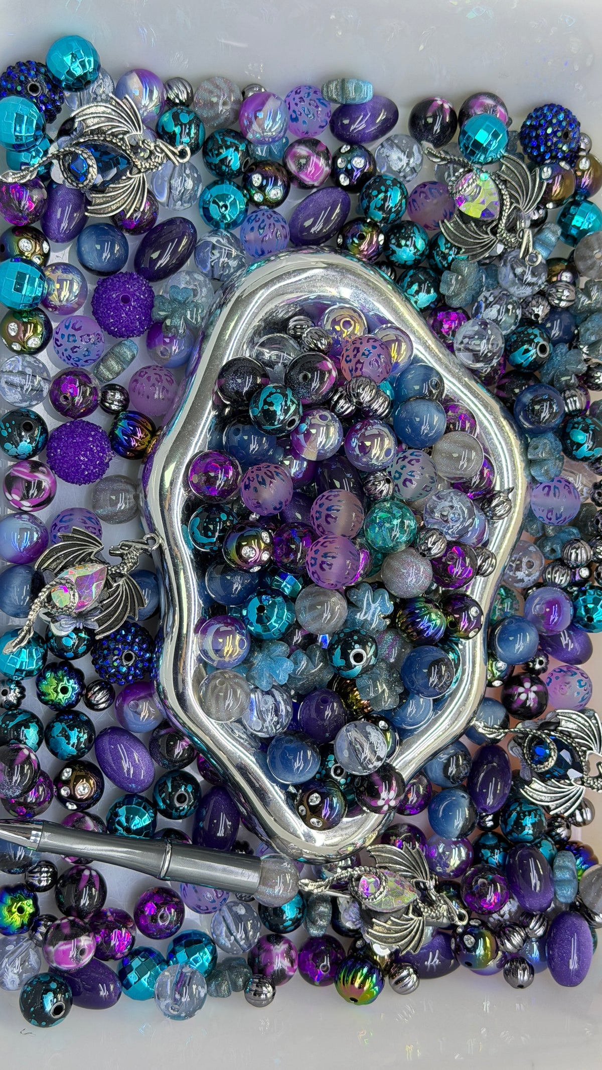 10.15 FANCY MIX BEADS:mystic dragon