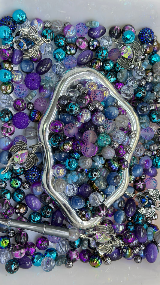 10.15 FANCY MIX BEADS:mystic dragon