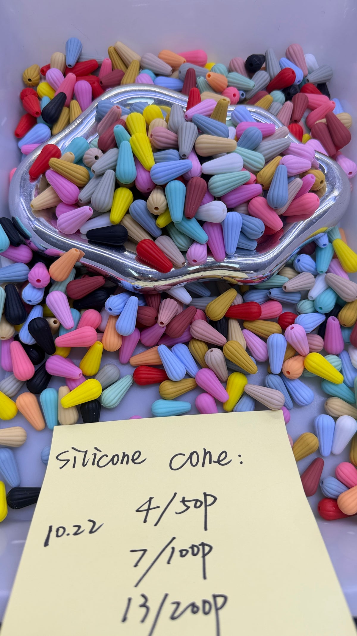 10.22 NEW-silicone cone