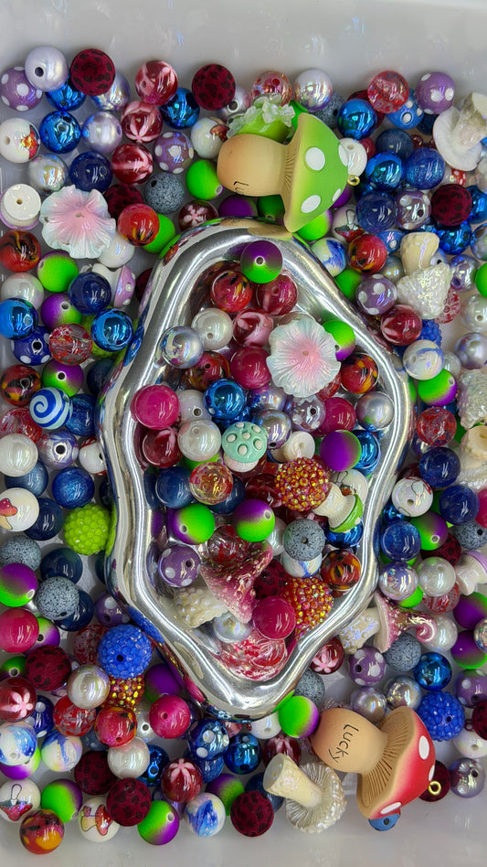 10.23 FANCY MIX BEADS:mystic mushroom