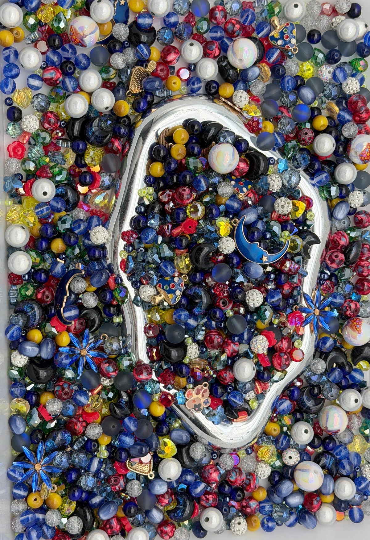 10.25 PHONE CHAIN MIX BEADS:night