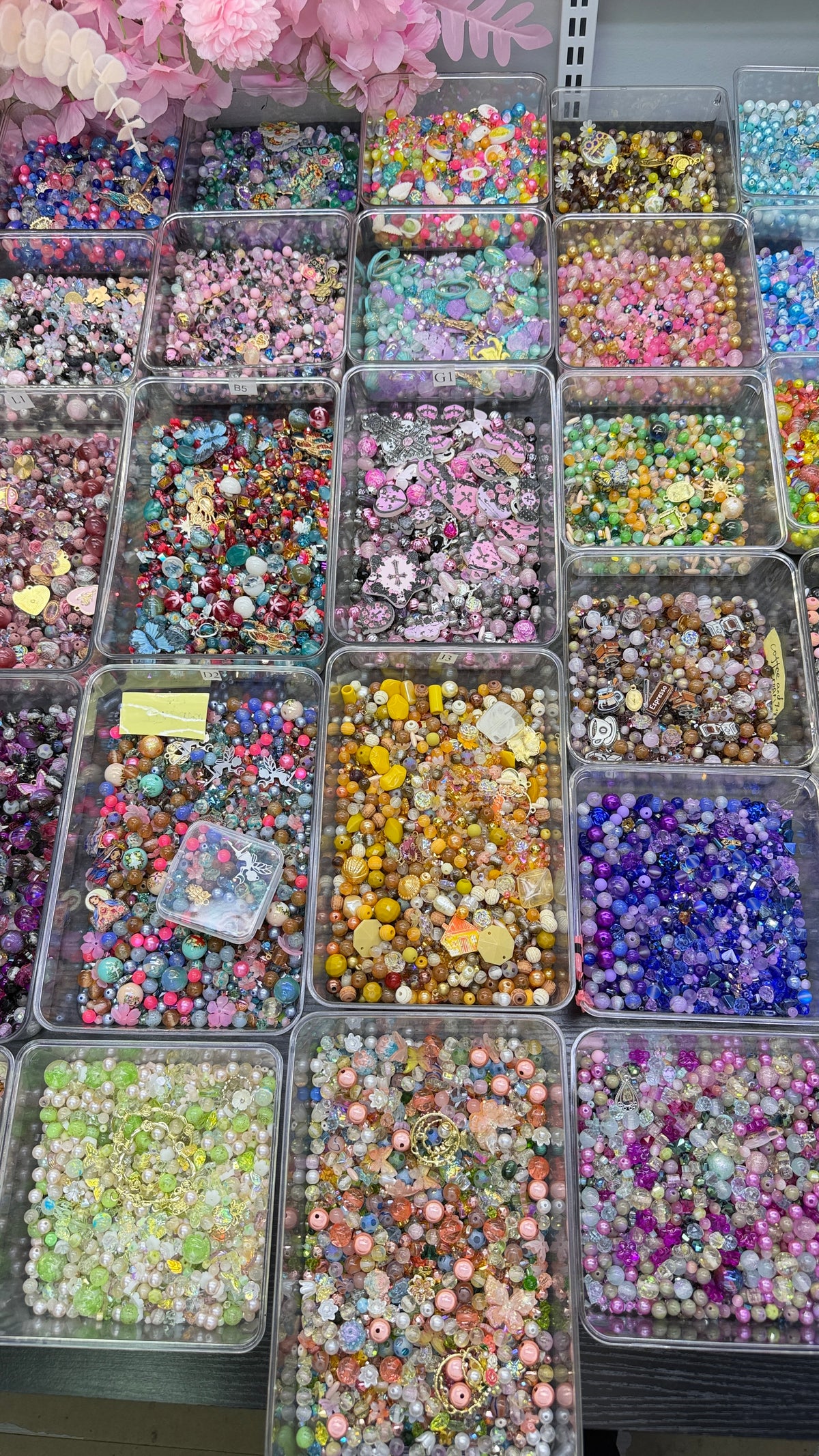 Big sale(25% more): PHONE CHAIN MIX BEADS