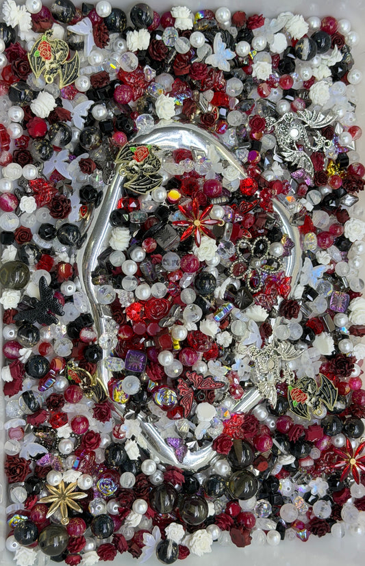10.29 PHONE CHAIN MIX BEADS:dragon