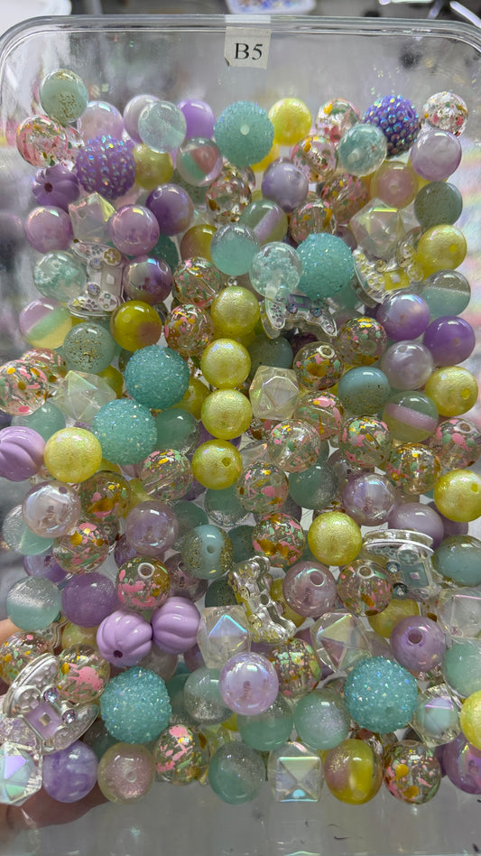 8.23 FANCY MIX BEADS:B5 game on