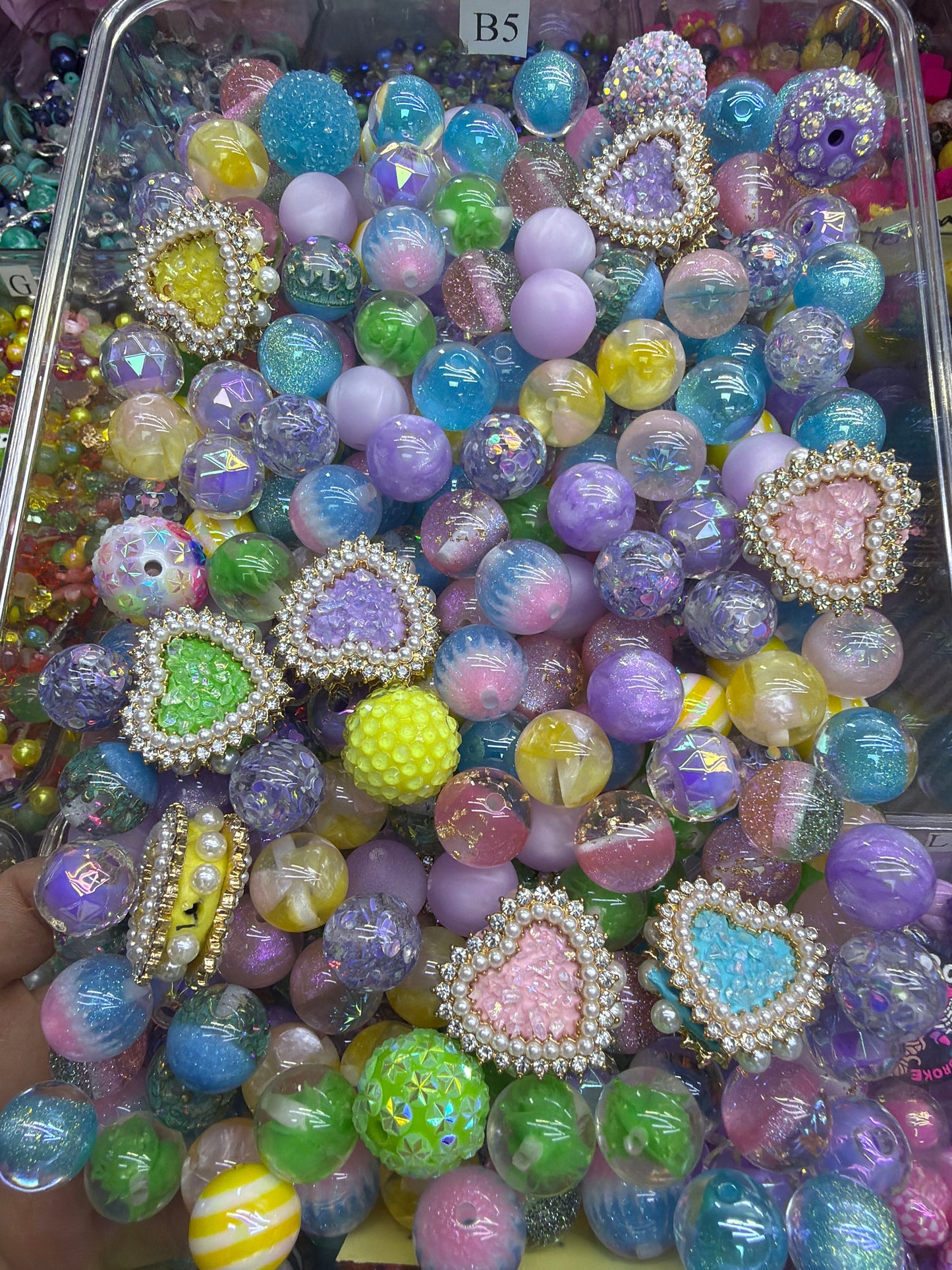 6.14 FANCY MIX BEADS:B5(Pastel love)