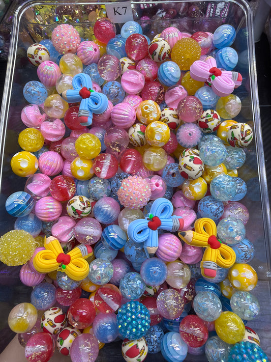 6.13 FOCAL MIX BEADS:K7(classroom cutie)