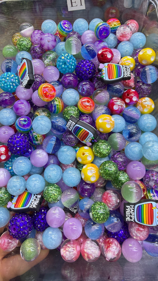 8.23 FOCAL MIX BEADS: E1 shiny with pride
