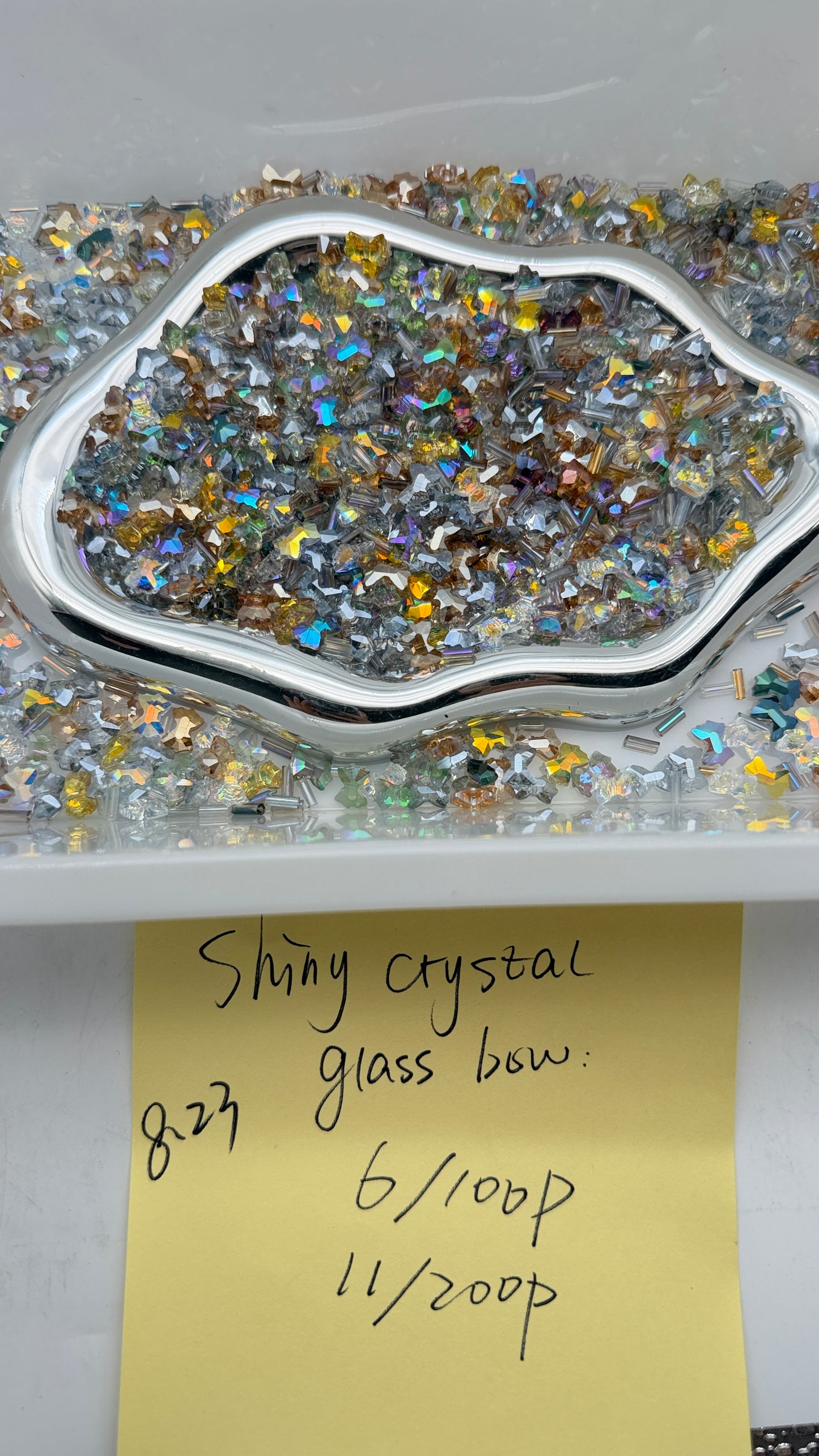 8.23 NEW-shiny crystal glass bow