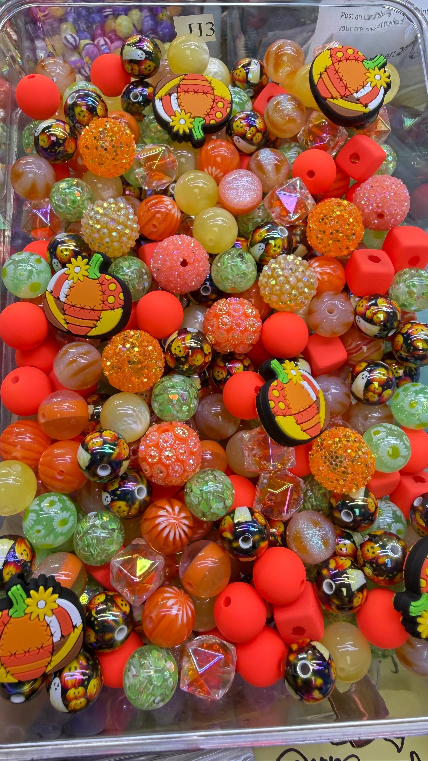 8.22 FOCAL MIX BEADS: H3 pumpkin spice