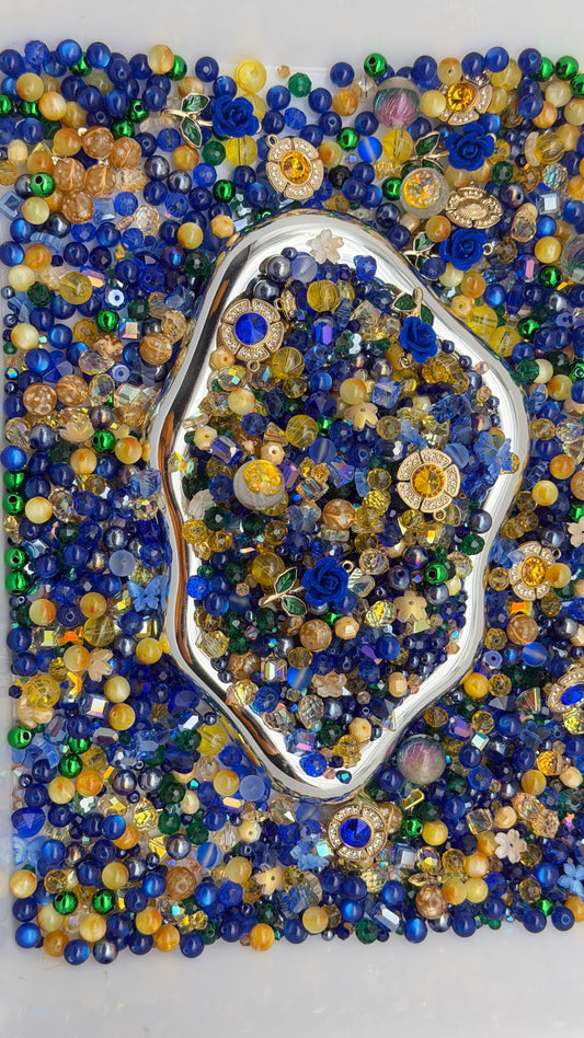 8.21 PHONE CHAIN MIX BEADS:bule and yellow